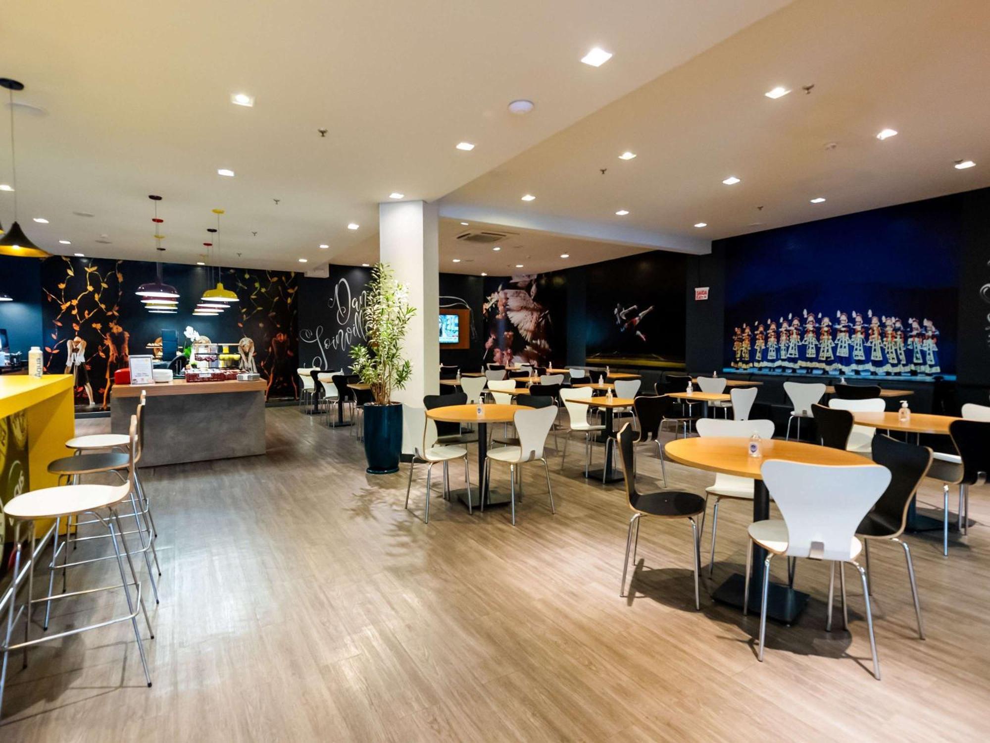 Ibis Joinville Exterior foto